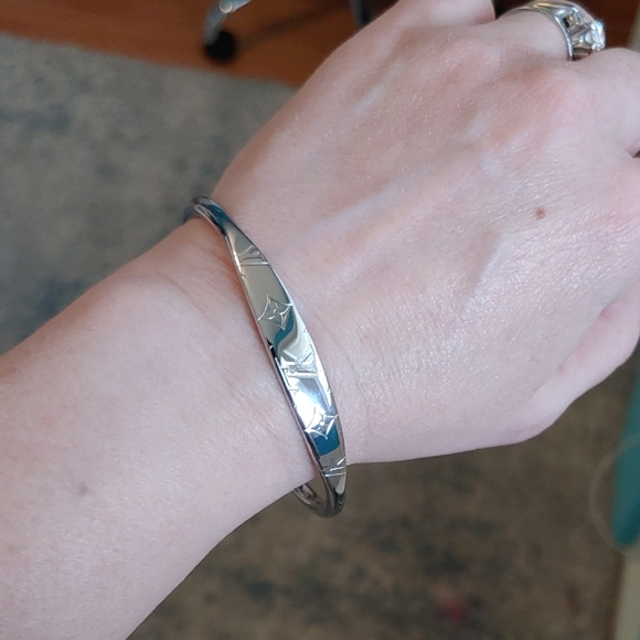 Louis Vuitton Silver Bangle Bracelet - Picture 7 of 8